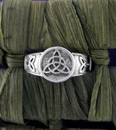 Small Triquetra Celtic Knot Circle Ring